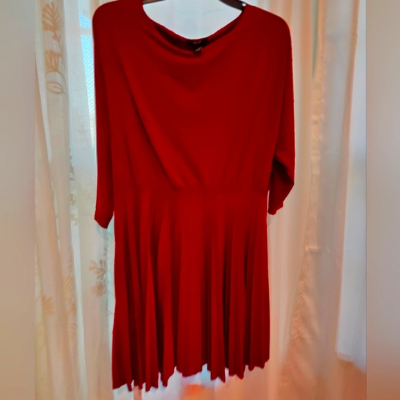 Alfani maroon dress ! 🤩 - Picture 5 of 5